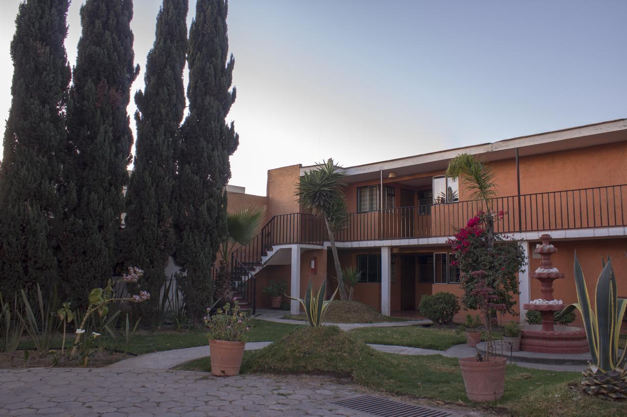Villas Hotel Чолула Екстер'єр фото